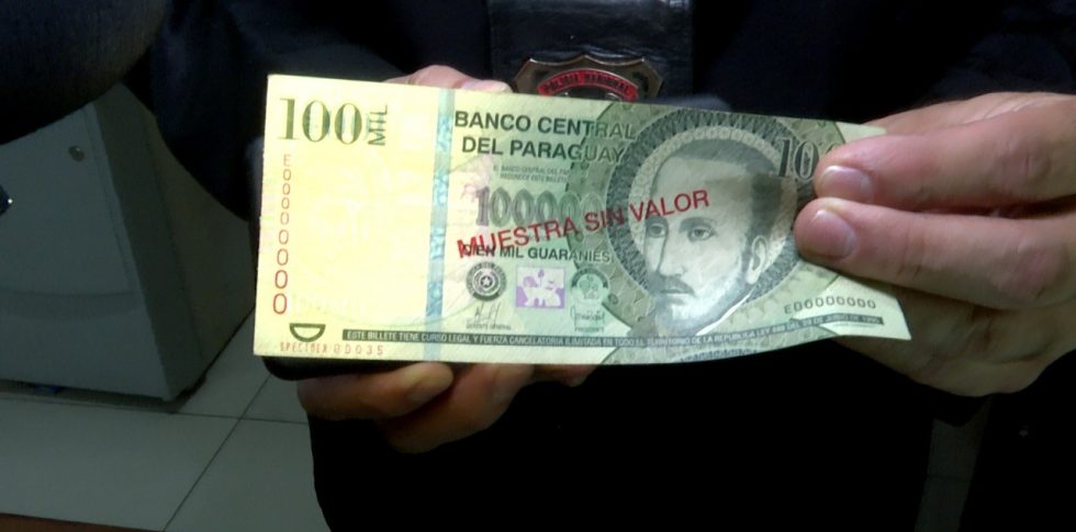 Aumenta circulación de billetes falsos de G 100 mil advierten trece