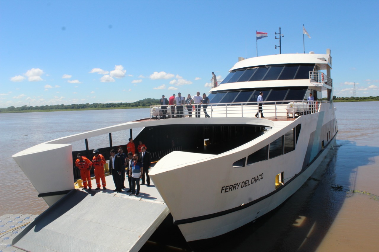 El Ferry del Chaco tiene capacidad para 88 pasajeros y cuenta con 3 niveles. Foto: @mopcparaguay