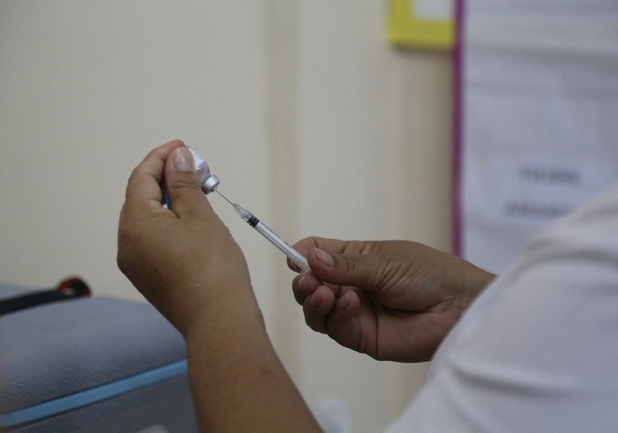 La vacunación se realizará por etapas, para evitar aglomeraciones. Foto: Ministerio de Salud