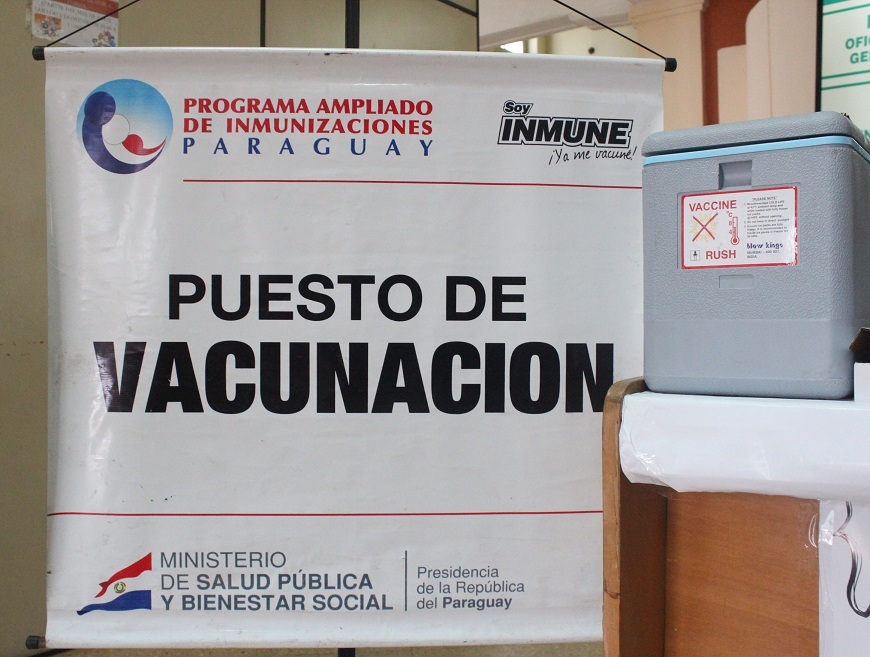 Los vacunatorios volverán a atender desde el sábado. Foto: M. Salud