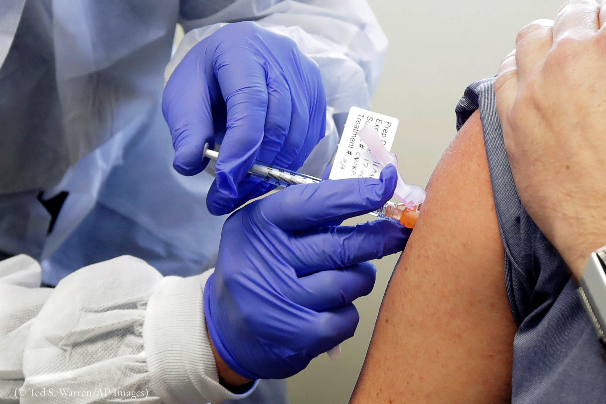 El fondo de la UE será destinado para la búsqueda de una vacuna contra el Covid-19 y un tratamiento. Foto: © Ted S. Warren/AP Images