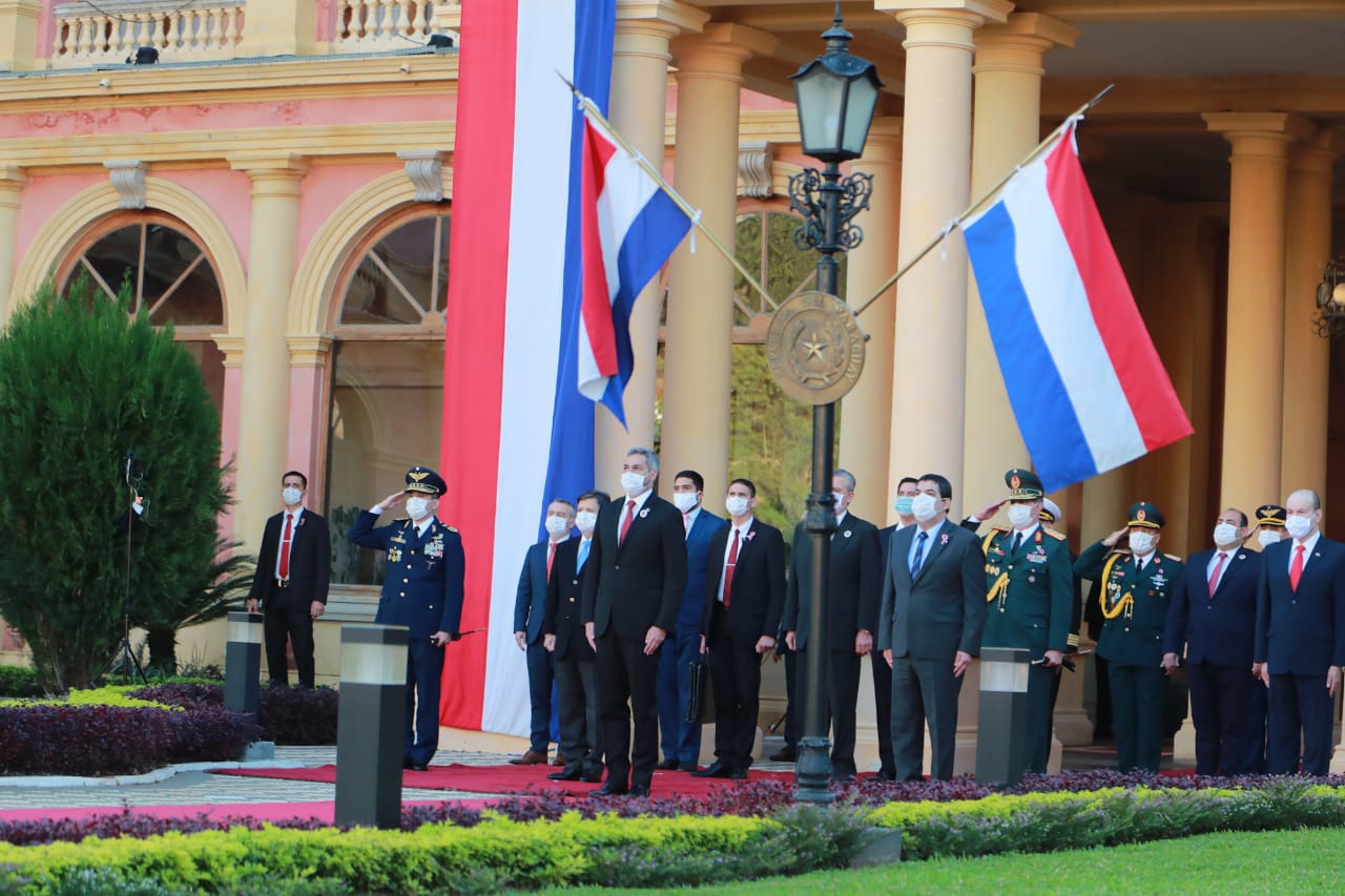 Participaron el Presidente, Vicepresidente y los Ministros. Foto: Presidencia