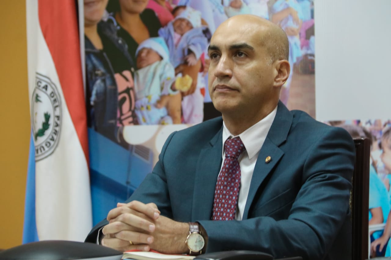 Julio Mazzoleni, ministro de Salud. Foto: Ministerio de Salud