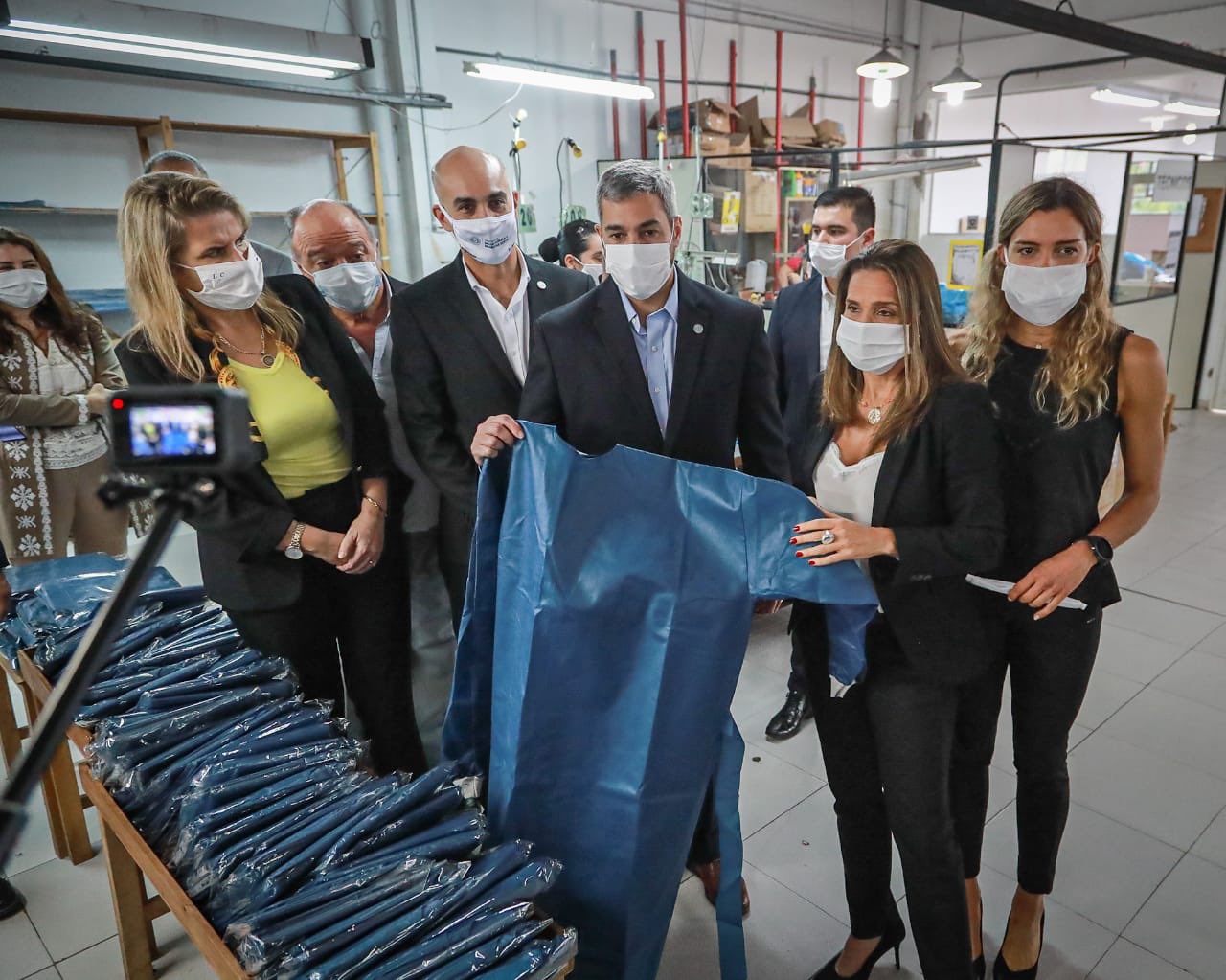 3 industrias fueron visitadas hoy por las autoridades en el marco del Acuerdo Nacional. Foto: @PresidenciaPy