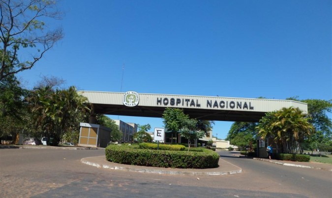 Acceso al Hospital Nacional de Itauguá.