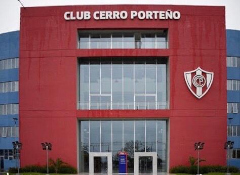 Fachada del Club Cerro Porteño.