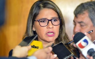 Ministra conversó con reclusos de Tacumbú y se controló la situación