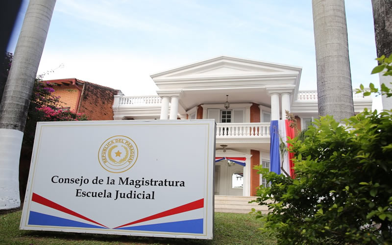 Fachada del local del Consejo de la Magistratura.