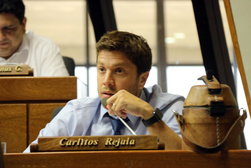 Diputado Carlos Rejala en uso de la palabra en la Cámara de Diputados.