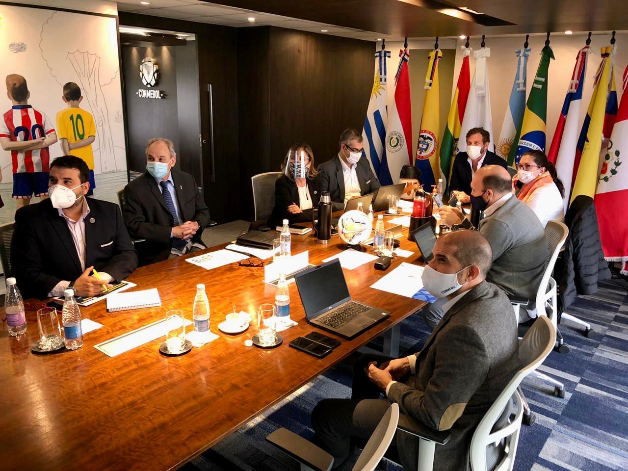 Reunión del Consejo de la Conmebol. Foto: @agdws