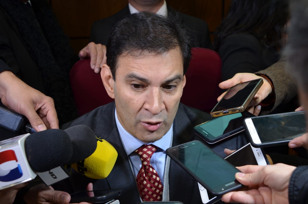 Silvio Ovelar (senador). Foto: Radio Nacional.