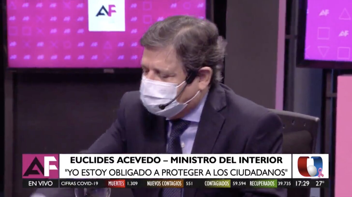 Ministro del Interior, Euclides Acevedo, durante la entrevista en A Fondo.
