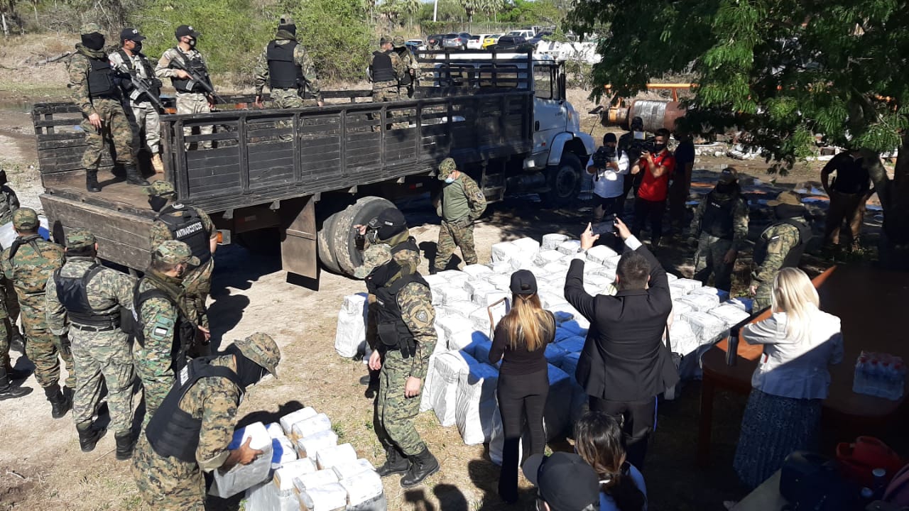 En Chaco'i serán incinerados los 2.906 kilos de cocaína incautados en Villeta. Foto: Julio Ferreira (camarógrafo del Grupo JBB).