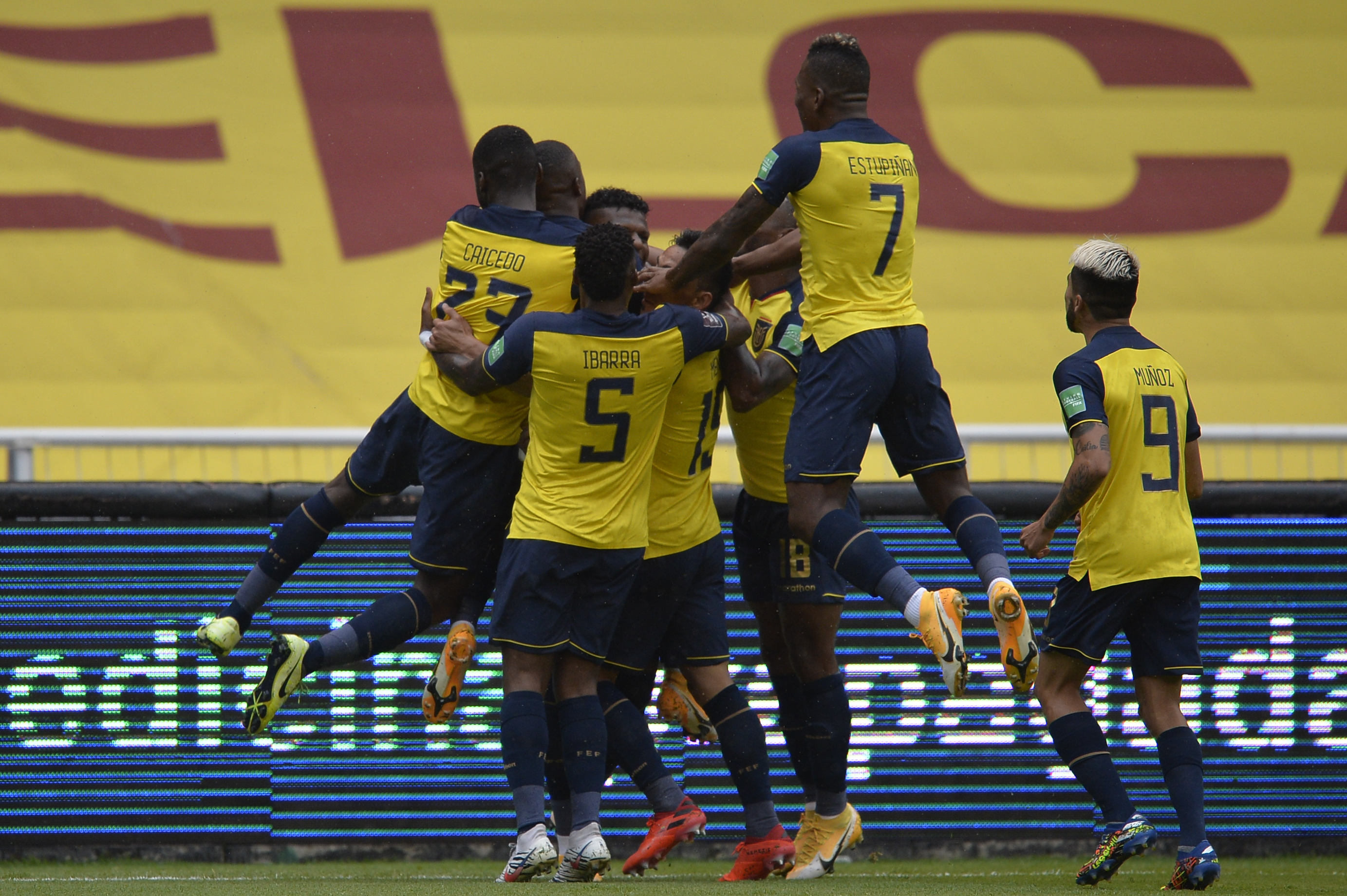 Ecuador se impuso por 6-1 a Colombia. Foto: Brasil terminó el año con puntaje perfecto tras cuatro victorias. Foto: @CONMEBOL