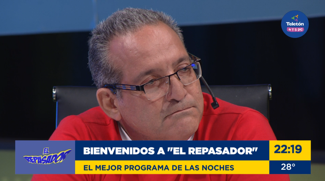 El Profe Nelson Valenzuela, polémico panelista de El Repasador. Foto: Captura de pantalla.