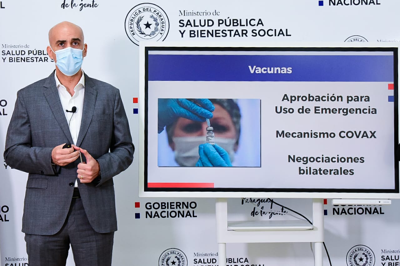 Julio Mazzoleni, Ministro de Salud. Foto: Ministerio de Salud.