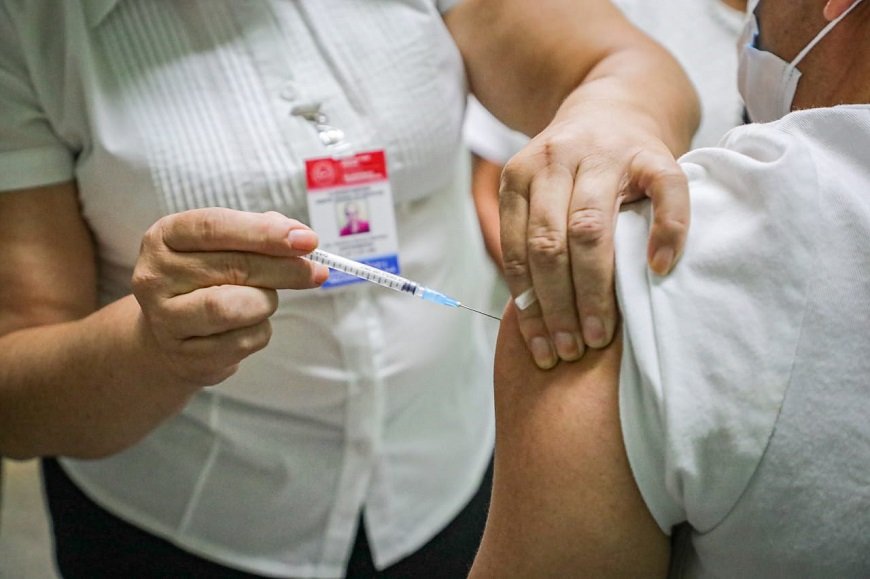 Coronavirus: Ya son mil los trabajadores de salud inmunizados