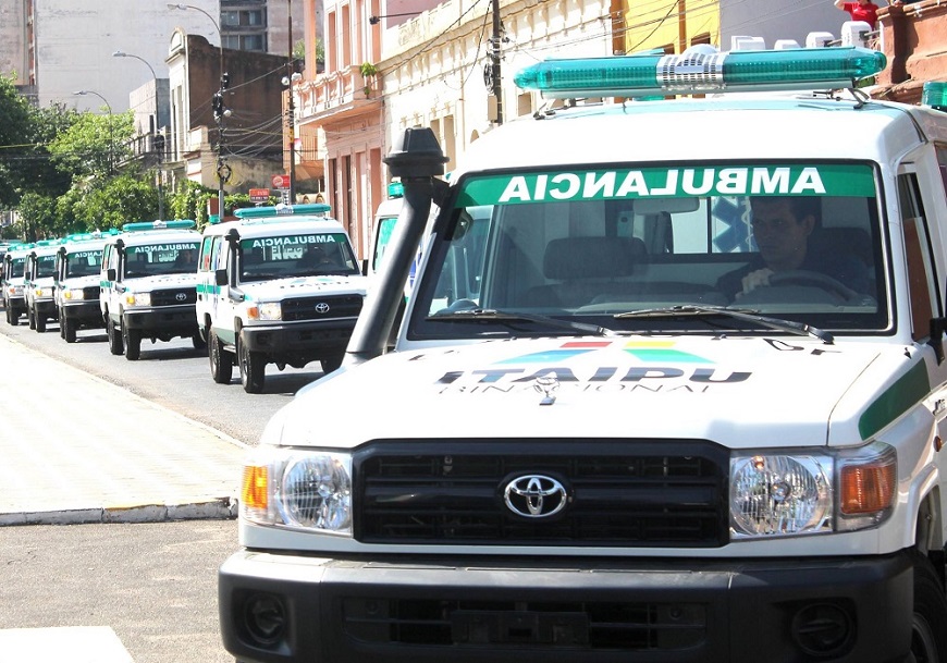 Funcionarios del Servicio de Emergencias Médicas Extra hospitalaria (SEME), afirman que se están por quedar sin ambulancias. Foto: Ministerio de Salud.
