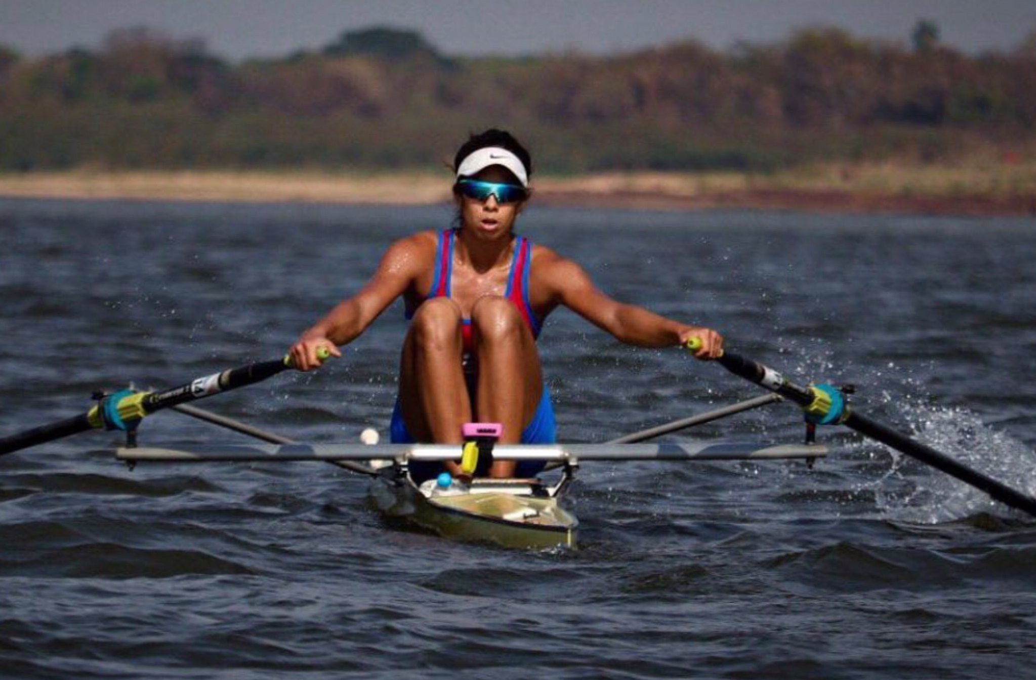 Nicole Martínez trae el oro a nuestro país luego de haber conquistado el primer lugar en el Sudamericano de remo. Foto: COP.