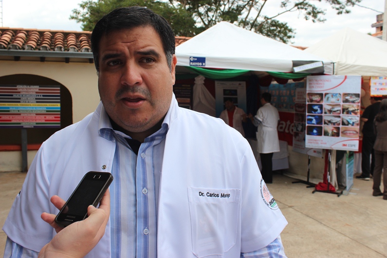 Dr. Carlos Morínigo, jefe de contingencia respiratoria del Ineram. Foto: Agencia IP.