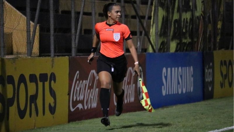 Nancy Fernández será AVAR en el superclásico este sábado. Foto: APF.