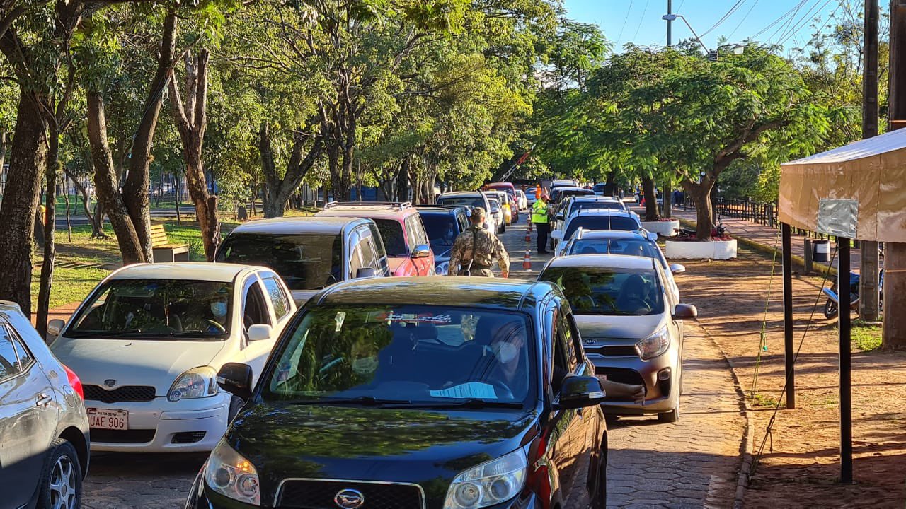 Vacunación a nacidos hasta 1966 continúa hoy