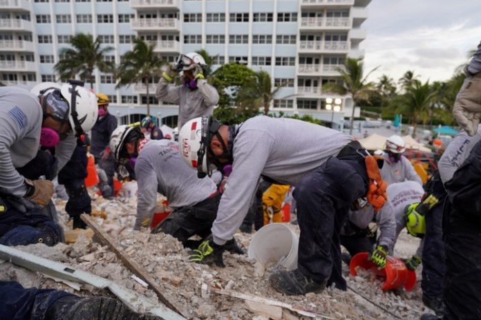 Miami: hallan cuerpos de dos niños y cifra de muertos se eleva a 18