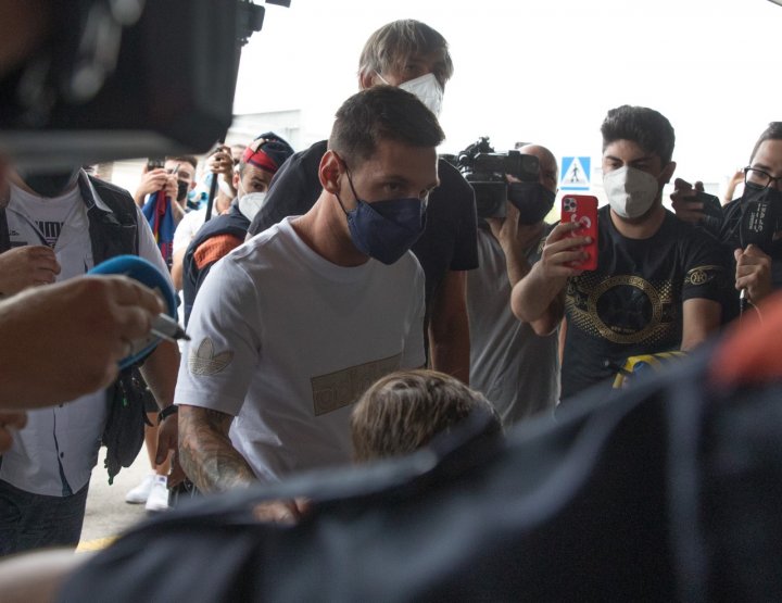 Lionel Messi con rumbo a Paris para someterse a las pruebas médicas. Foto: gentileza.
