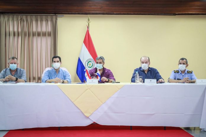 Reunión del presidente de la República, Mario Abdo Benítez, con ministros del Ejecutivo. Foto: gentileza.