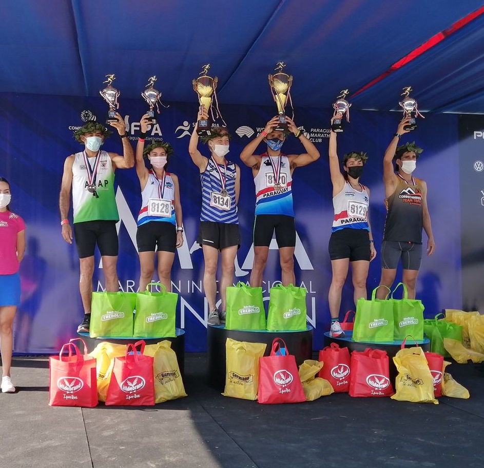 Ganadores de la Maratón Internacional de Asunción (MIA). Foto: gentileza.