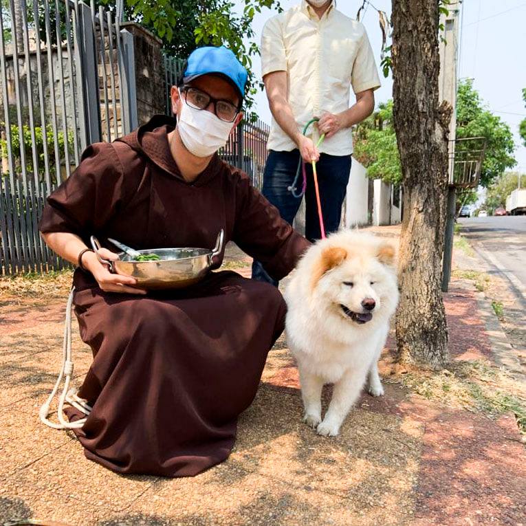 Hermanos capuchinos realizarán tradicional bendición de mascotas
