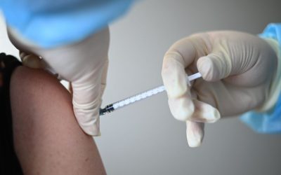 Costa Rica establece obligatoriedad de la vacuna anticovid