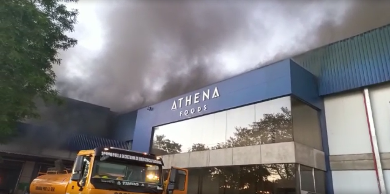 Imágenes del incendio. Foto: captura de pantalla.