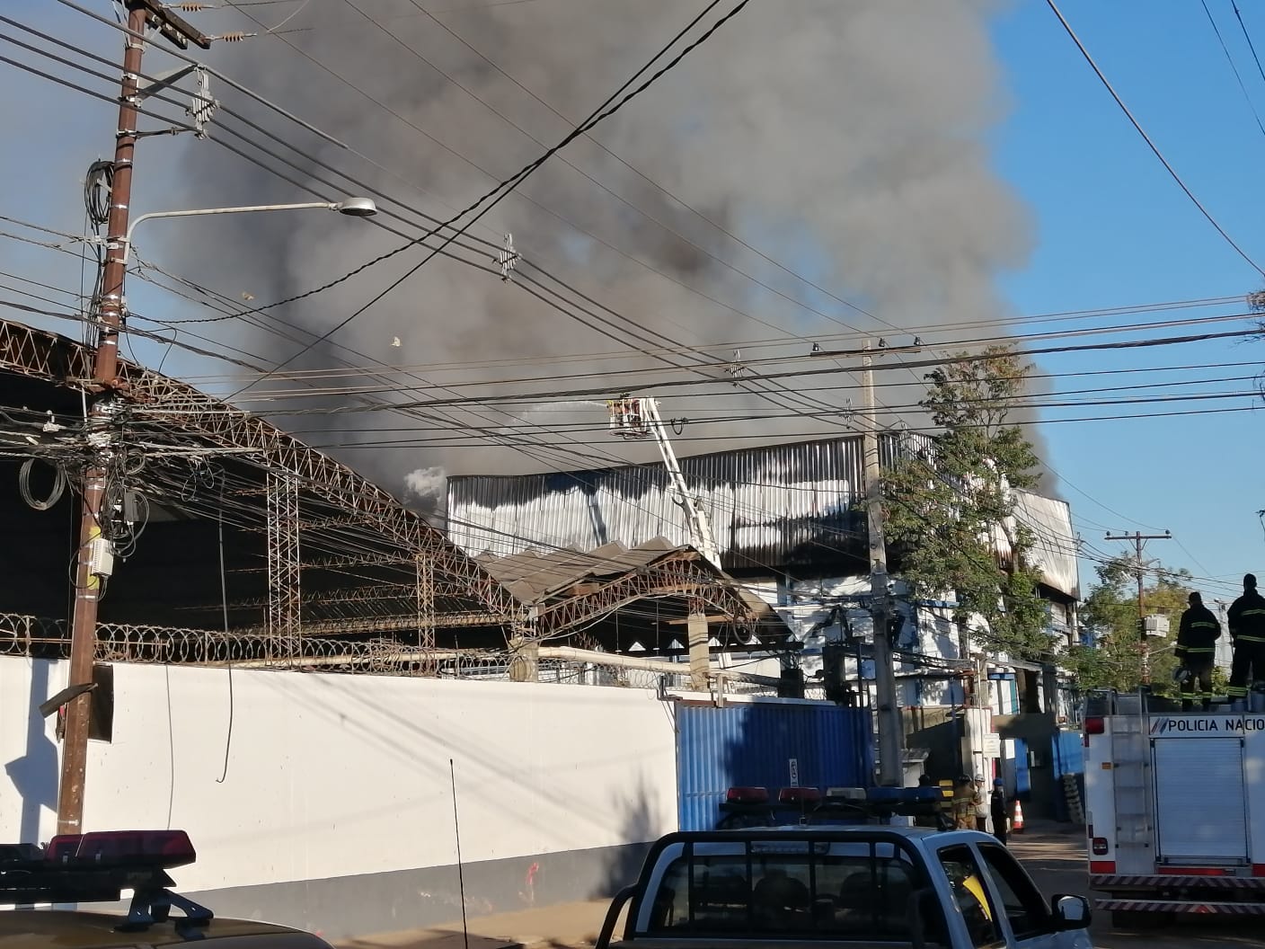 Incendio del frigorífico de Tablada. Foto: gentileza.