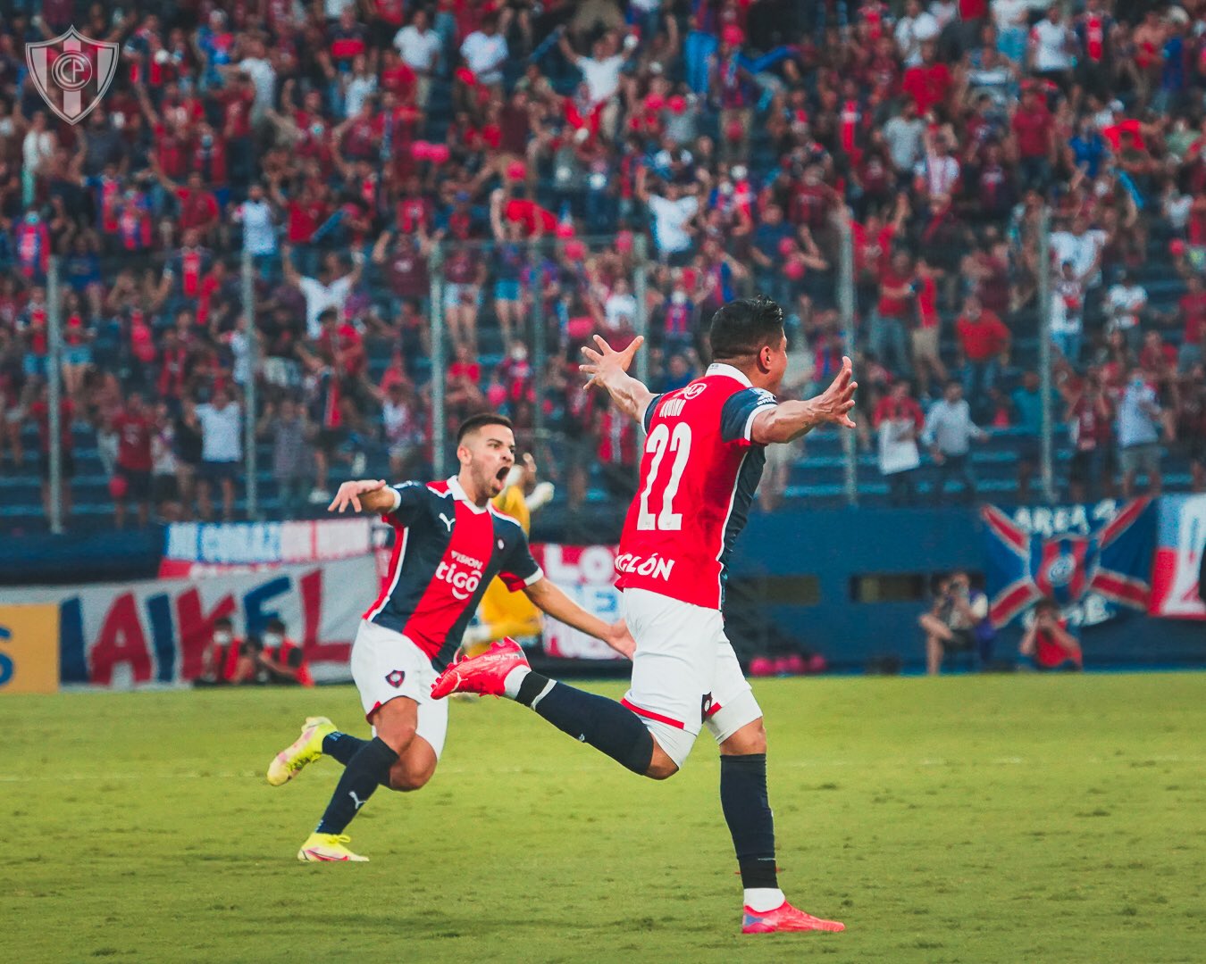 Cerro Porteño se llevó el superclásico del fútbol paraguayo. Foto: CCP.