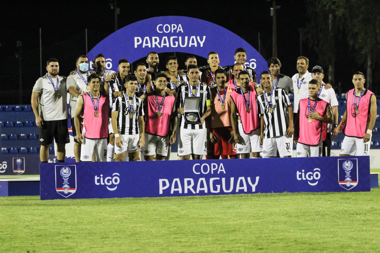 Libertad se quedó con el tercer puesto de la Copa Paraguay. Foto: APF.