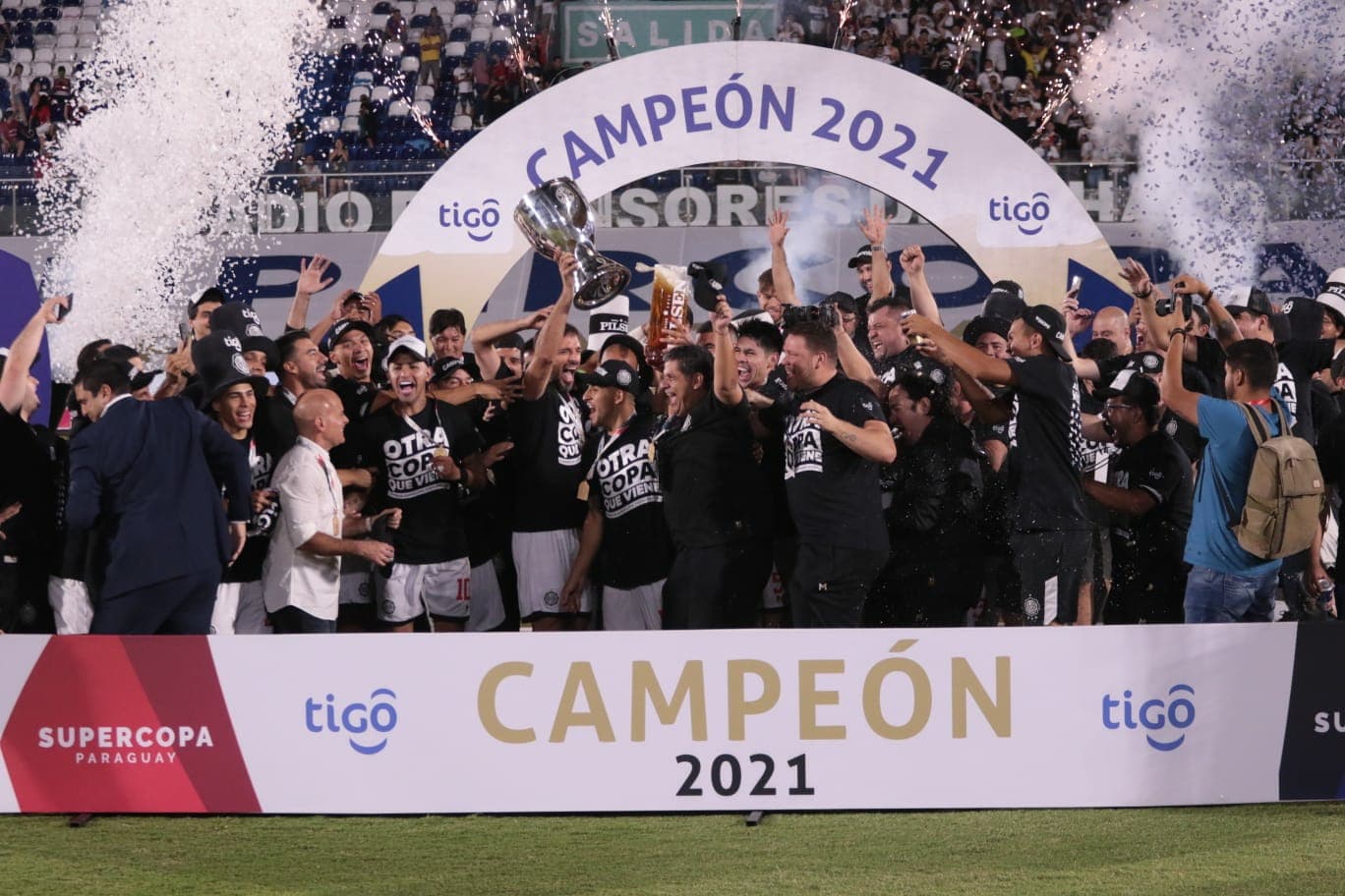 Olimpia se dueña de la primera Supercopa Paraguay, tras ganar al Ciclón. Foto: gentileza.