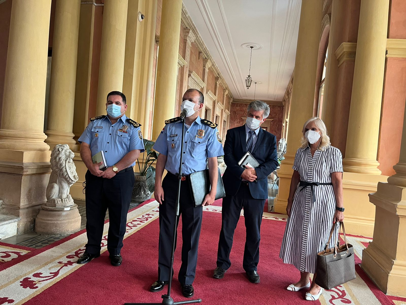 Cúpula de la Policía Nacional se reunió con Abdo Benítez en el Palacio de Gobierno