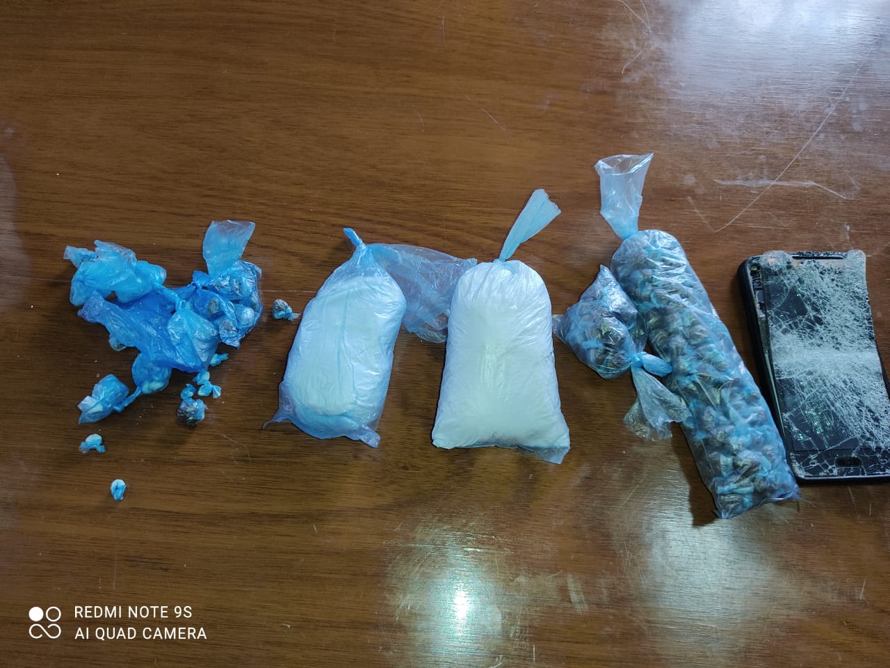 También se incautaron marihuana, cocaína y un teléfono celular