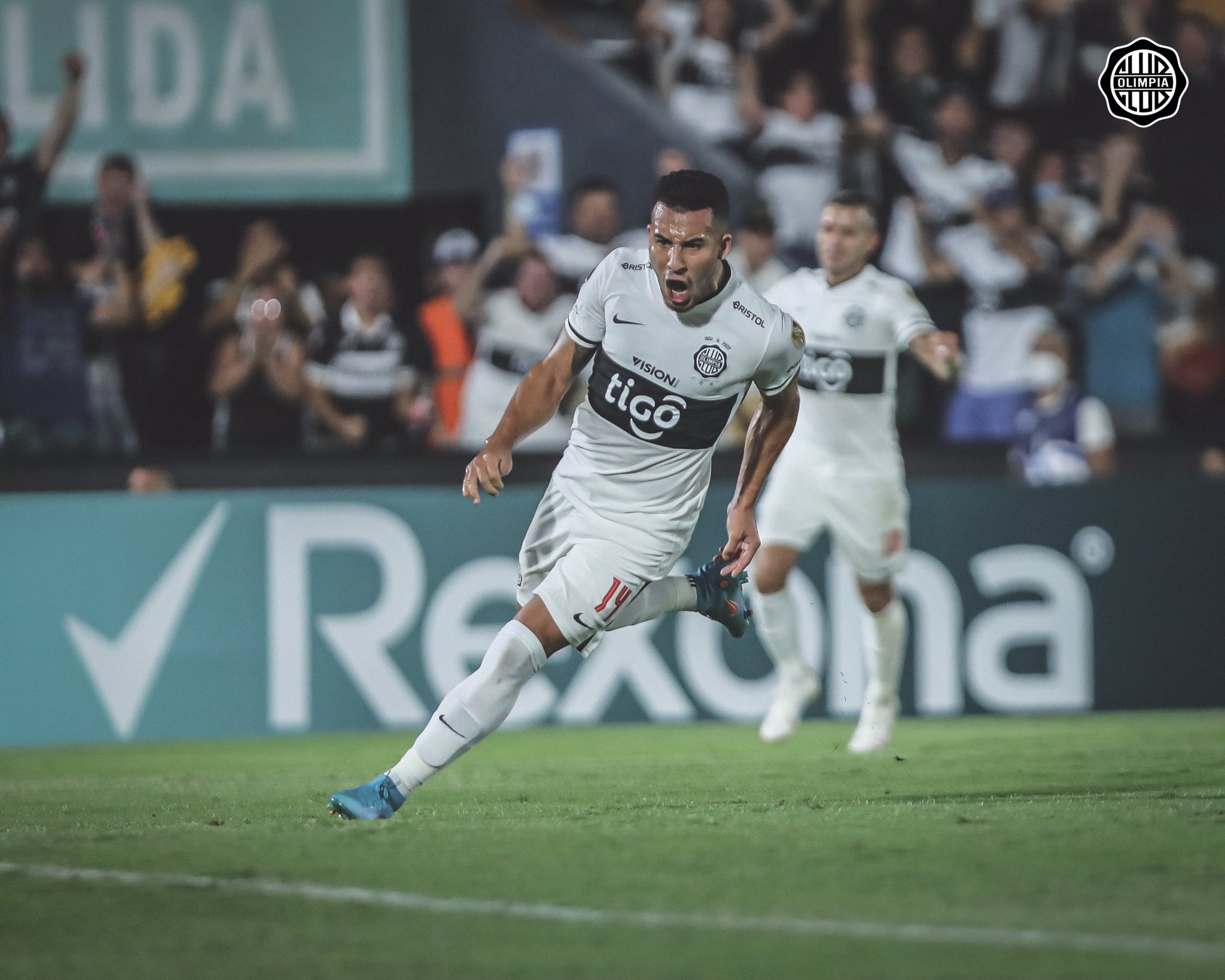 Olimpia venció anoche 3-1 a Atlético Nacional de Colombia