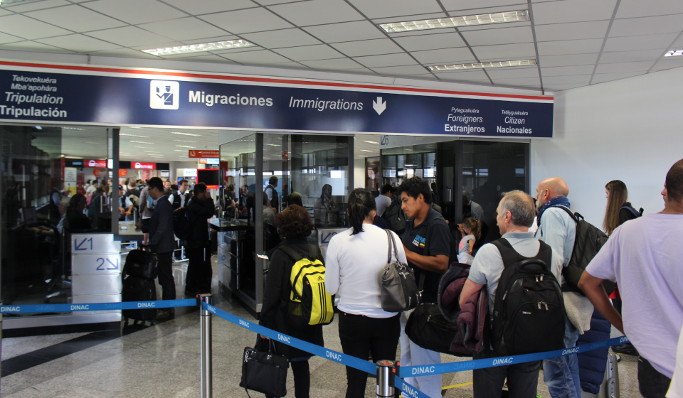 Aeropuerto / Migraciones. Foto: Agencia IP.
