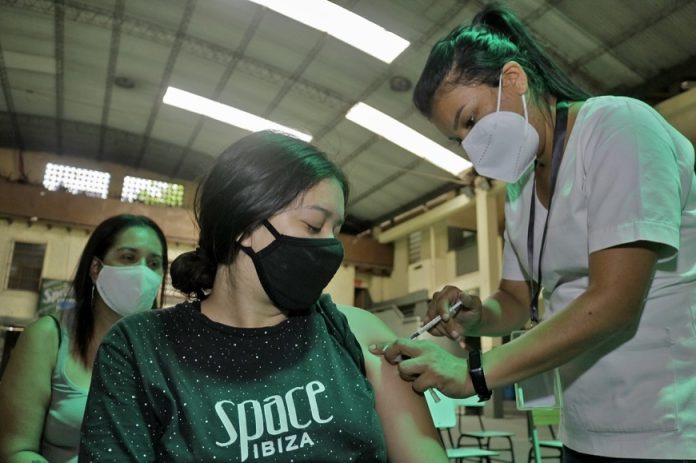 Vacuna contra el VPH para adolescentes, disponible en el Ministerio de Salud. Foto: Agencia IP.