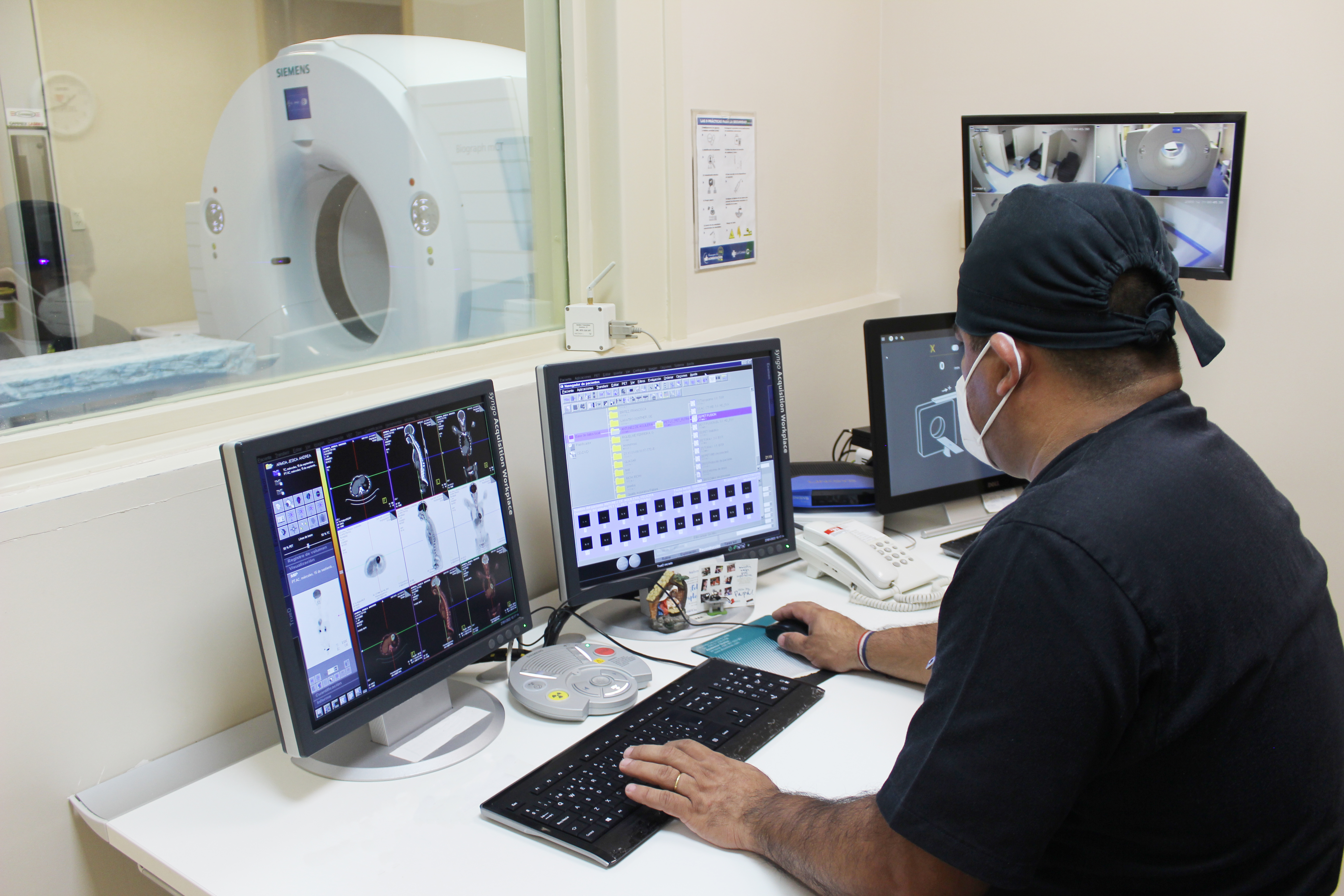 El centro posee tecnología avanzada para detectar a tiempo los tumores y combatirlos con la mayor eficiencia. Foto: Revita.