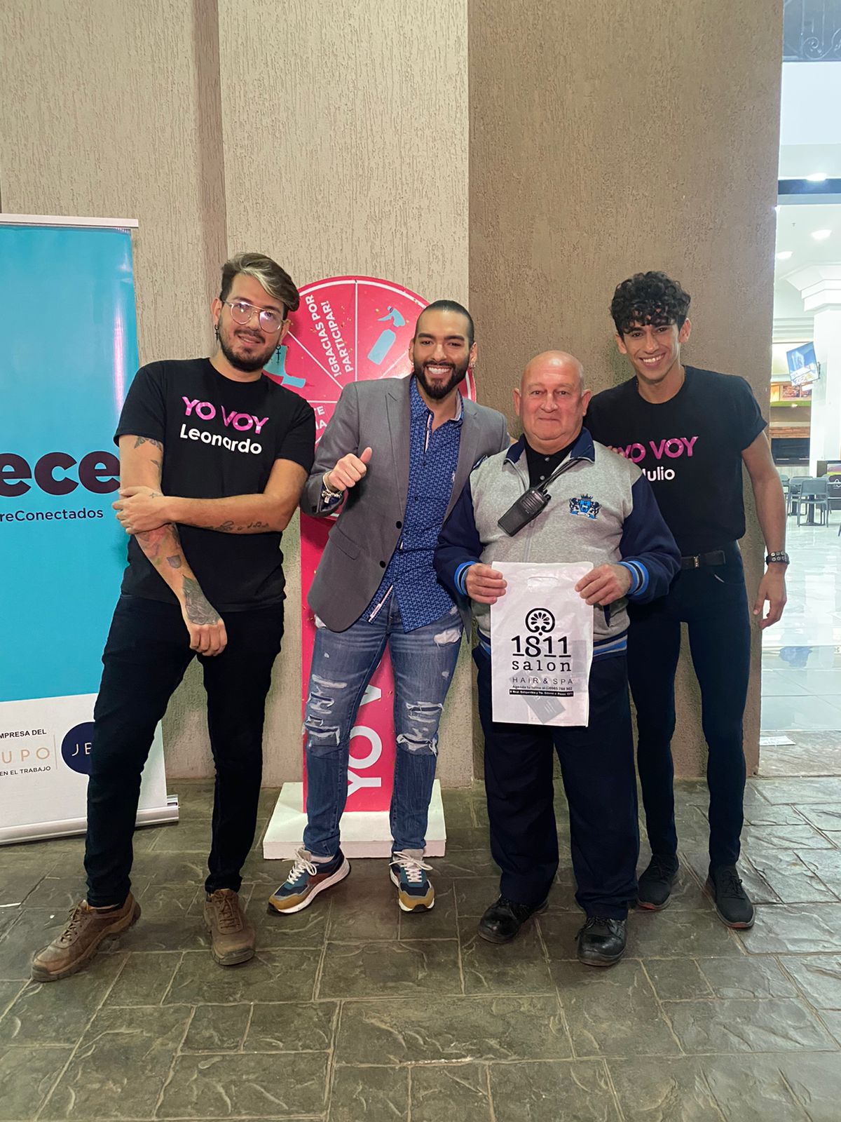 La Ruleta de 'Yo Voy' recorre diferentes centros comerciales del país, premiando con regalos de peluquería a todos los que se animen a probar suerte. Foto: Gentileza.