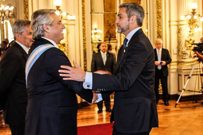 El presidente de la República, Mario Abdo Benítez, recibirá este lunes a su par argentino, Alberto Fernández. Foto: gentileza.