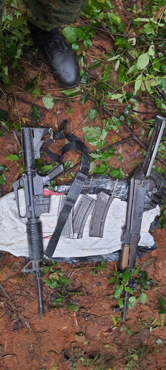 Armas de fuego que pertenecen a la Policía Nacional. Foto: gentileza.