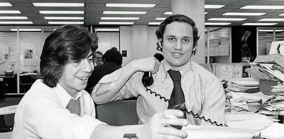 Carl Bernstein y Bob Woodward, periodistas que lideraron el Watergate. Foto: Getty.