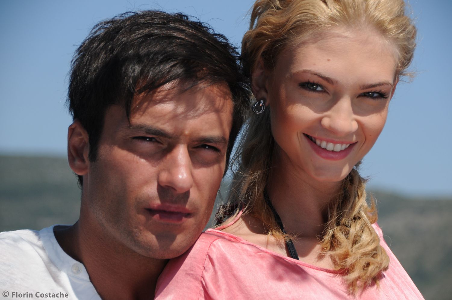 La telenovela cuenta la historia del amor prohibido entre dos jóvenes provenientes de mundos opuestos. Foto: En nombre del honor.