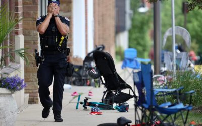 Tiroteo en desfile deja al menos seis muertos en Chicago