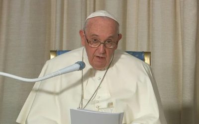 Papa Francisco deja abierta su posible dimisión por su estado de salud